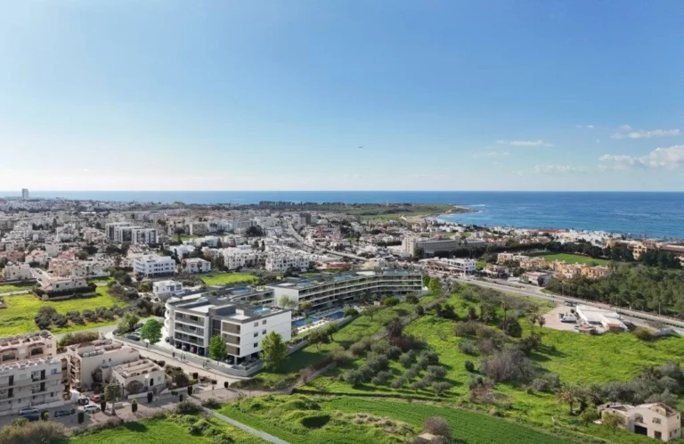 4 Bedroom Apartment for Sale in Tombs Of the Kings, Paphos District