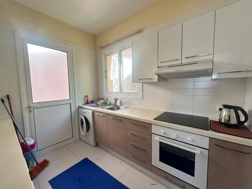 2 Bedroom House for Rent in Paphos