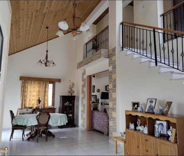 2 Bedroom House for Sale in Vouni, Limassol District