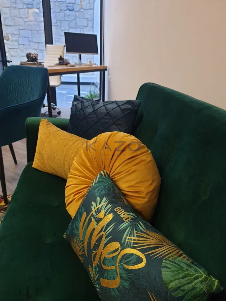 Офис 220 м² в аренду в районе Лимассола