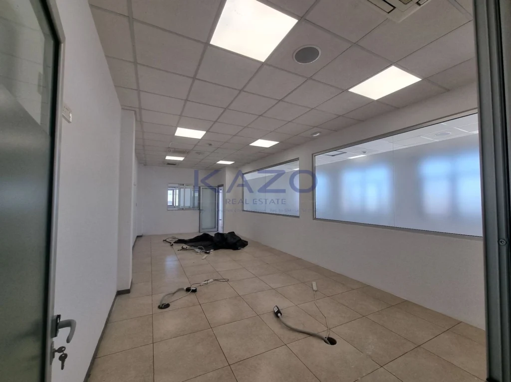 685m² Office for Rent in Limassol – Linopetra
