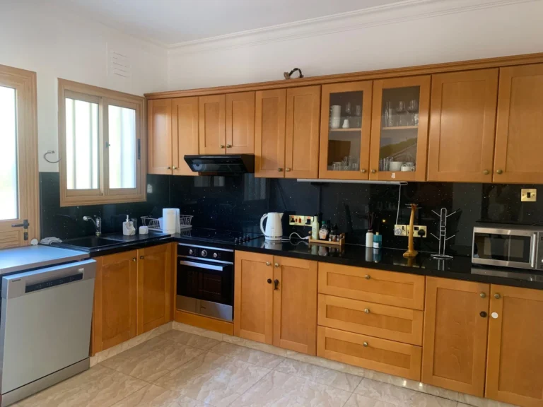 3 Bedroom House for Rent in Limassol District