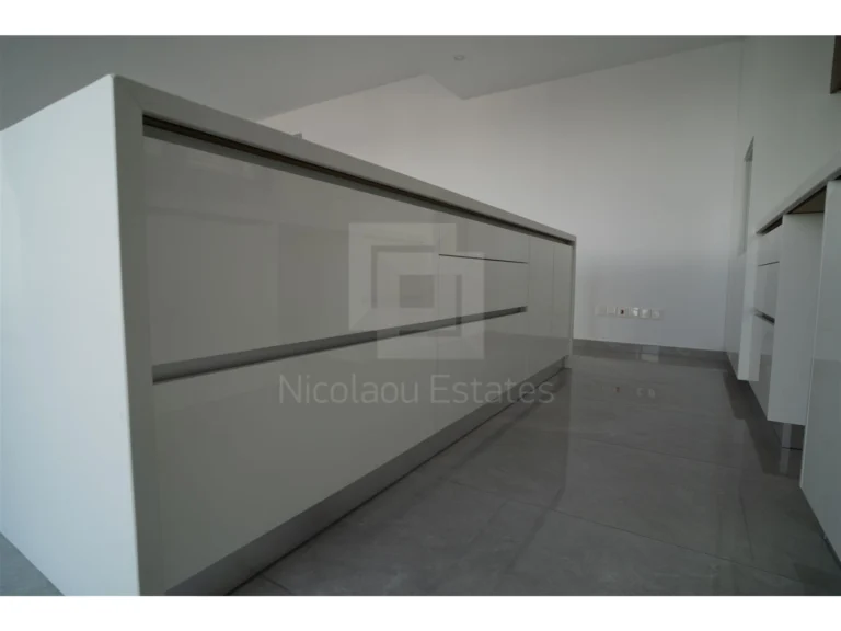 3 Bedroom Apartment for Sale in Strovolos, Nicosia District