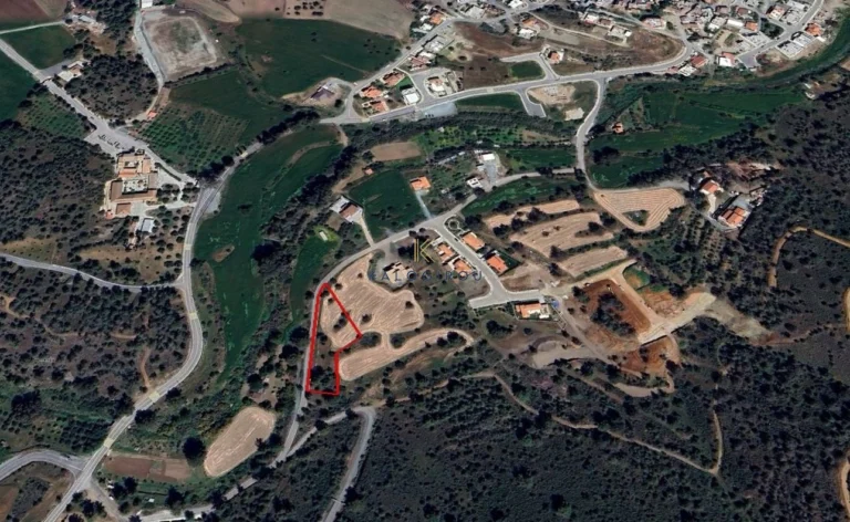 625m² Plot for Sale in Mosfiloti, Larnaca District