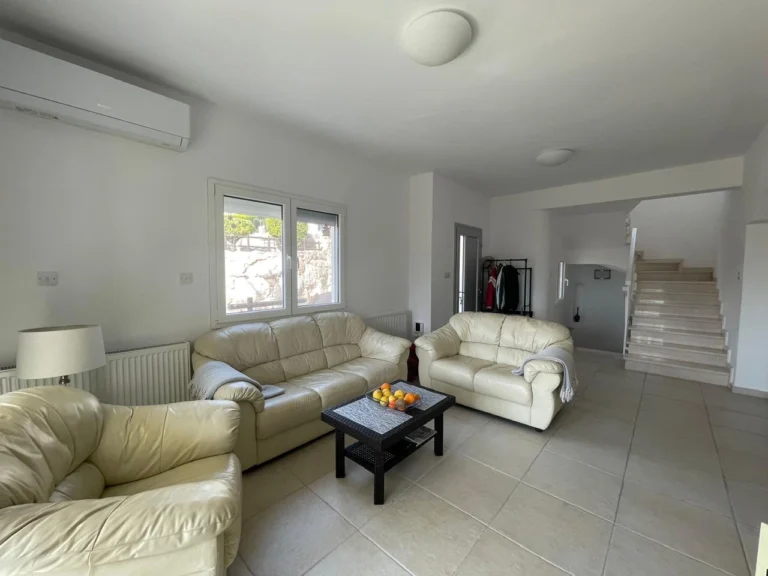 4 Bedroom House for Rent in Paphos