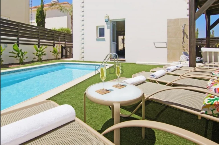 Cheap Houses and Villas for Sale Famagusta up to 500000 euro