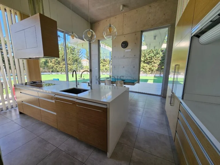 Cheap Houses and Villas for Sale Nicosia up to 700000 euro