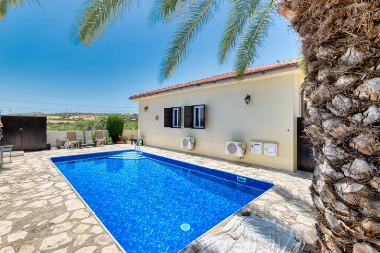 3 Bedroom House for Sale in Skarinou, Larnaca District