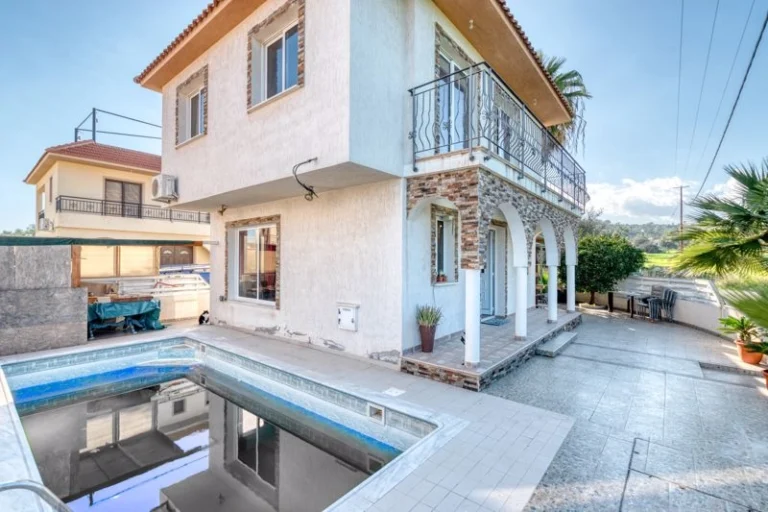 3 Bedroom House for Sale in Alethriko, Larnaca District