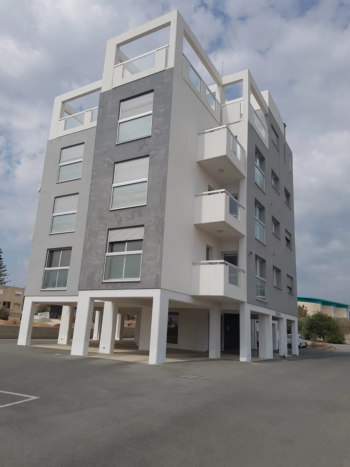 4 Bedroom Apartment for Sale in Limassol District