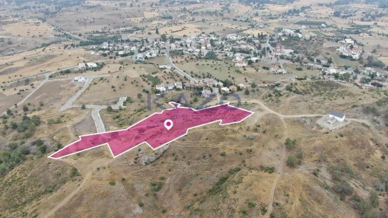 4,808m² Plot for Sale in Mathiatis, Nicosia District