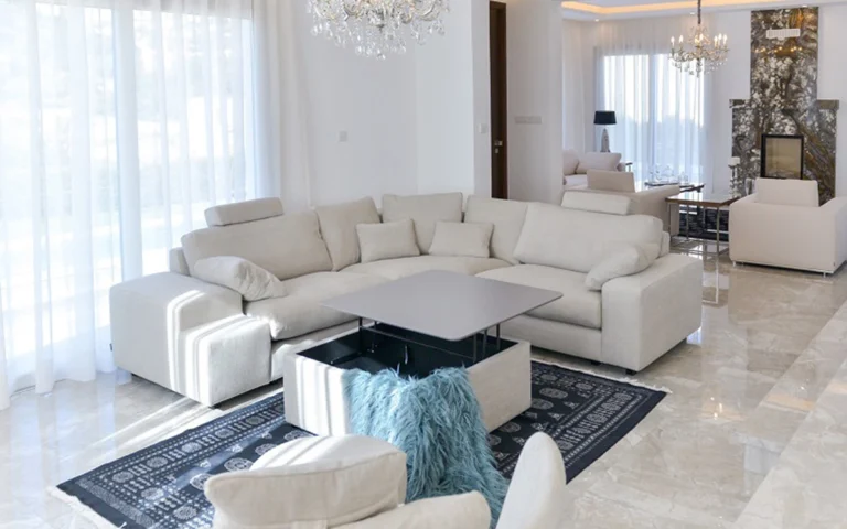 5 Bedroom House for Rent in Agios Tychonas, Limassol District