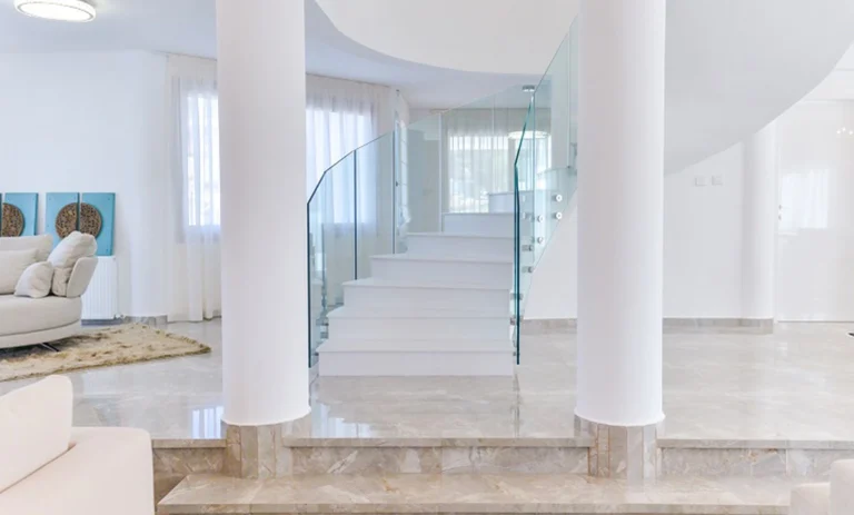 5 Bedroom House for Rent in Agios Tychonas, Limassol District