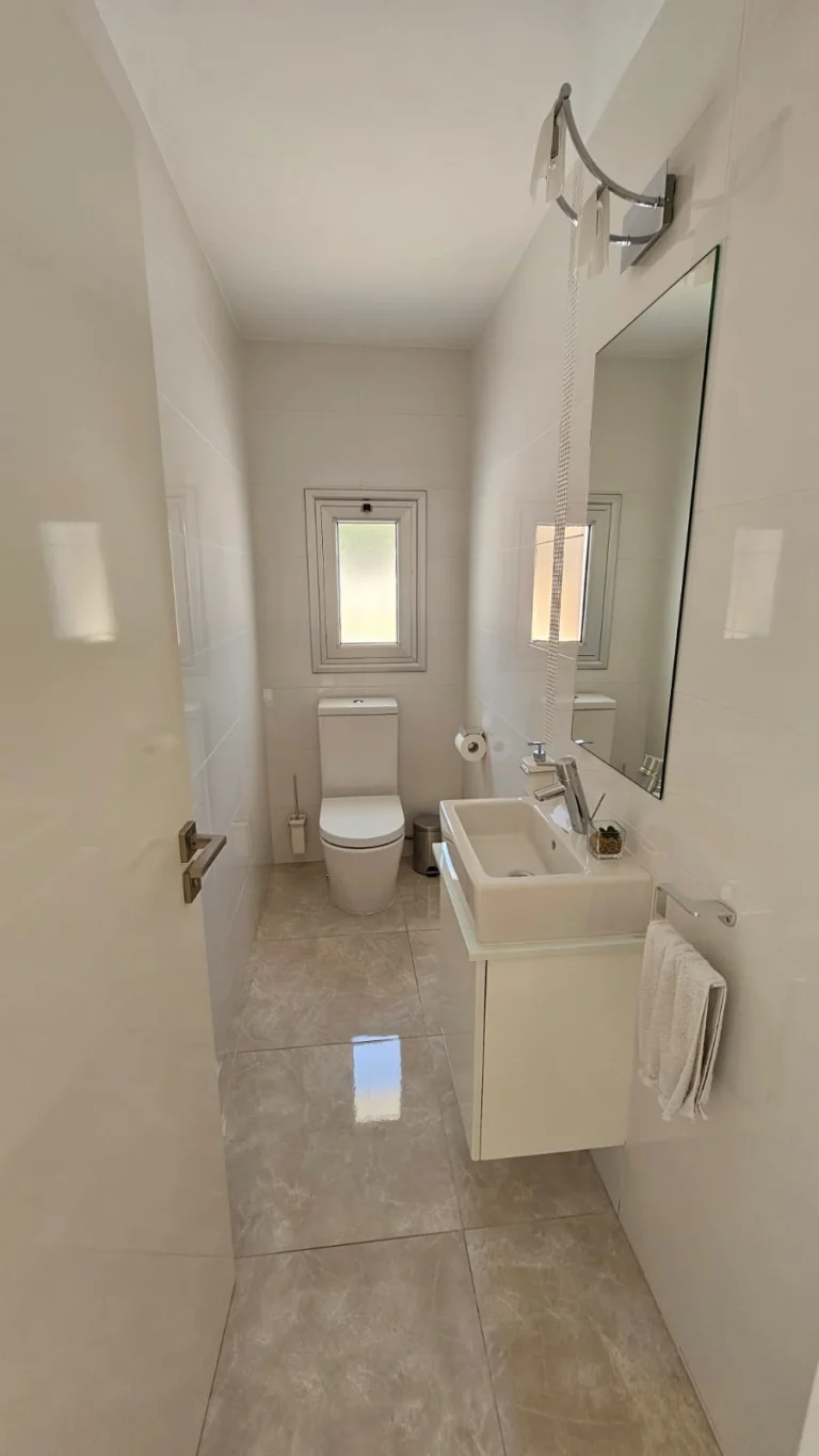 4 Bedroom House for Rent in Chlorakas, Paphos District