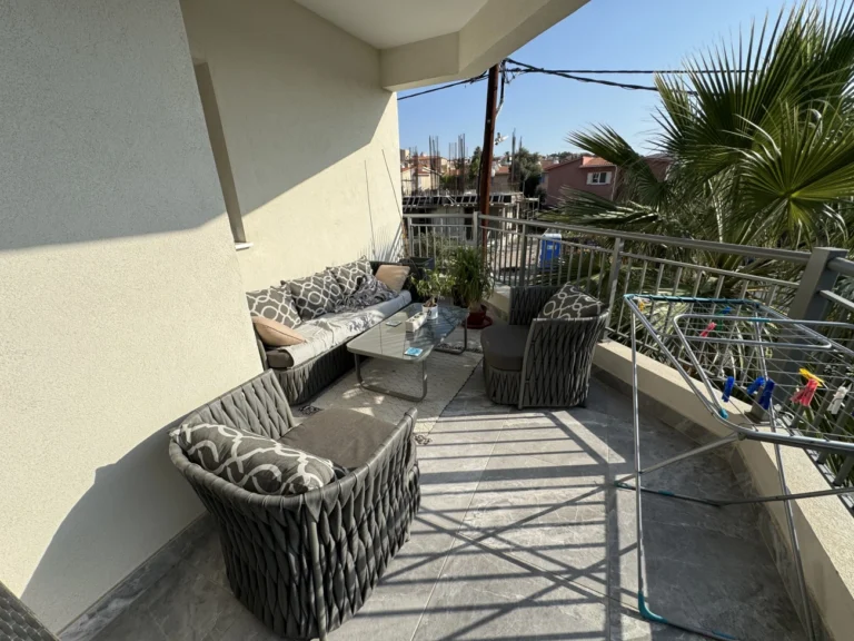 3 Bedroom Apartment for Sale in Tombs Of the Kings, Paphos District