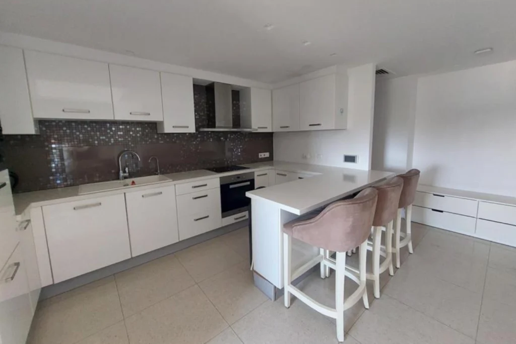 3 Bedroom Apartment for Sale in Potamos Germasogeias, Limassol District
