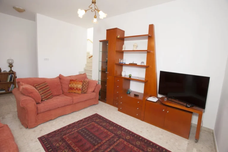 4 Bedroom House for Sale in Maroni, Larnaca District