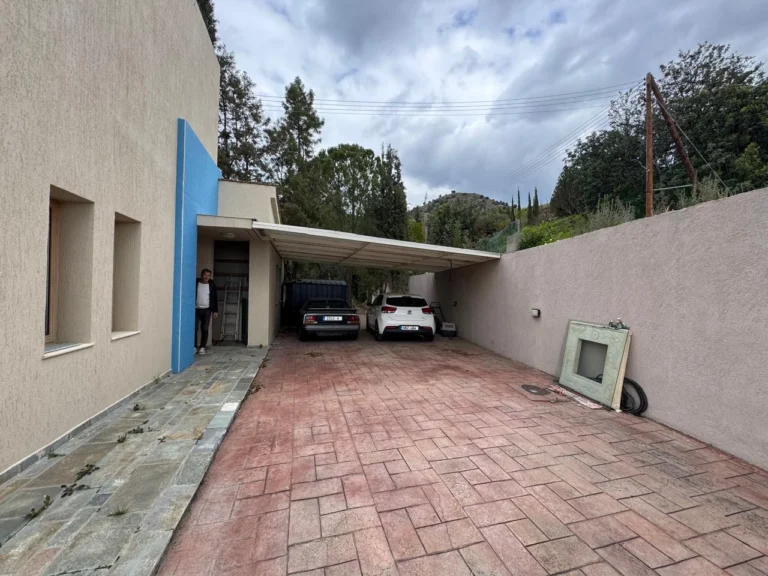 4 Bedroom House for Sale in Akrounta, Limassol District