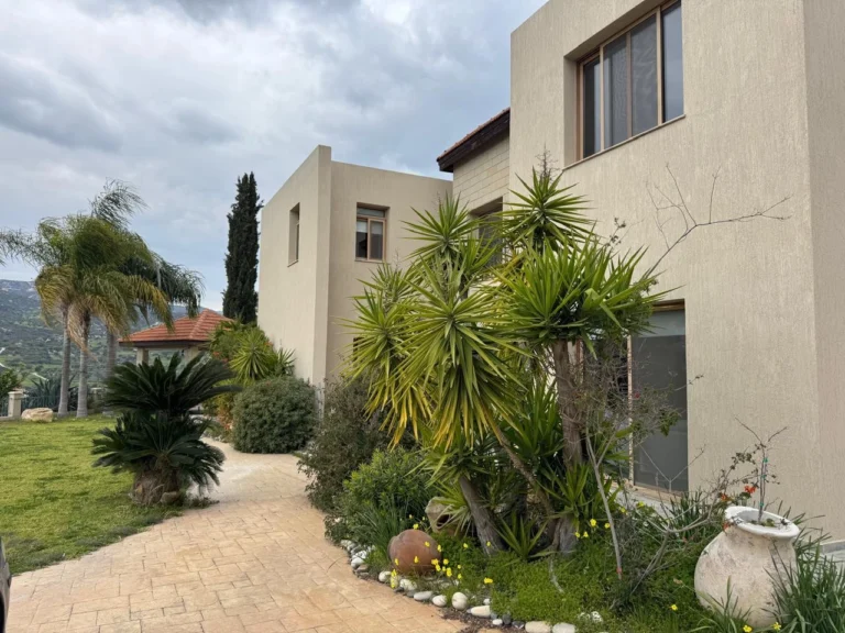 4 Bedroom House for Rent in Akrounta, Limassol District