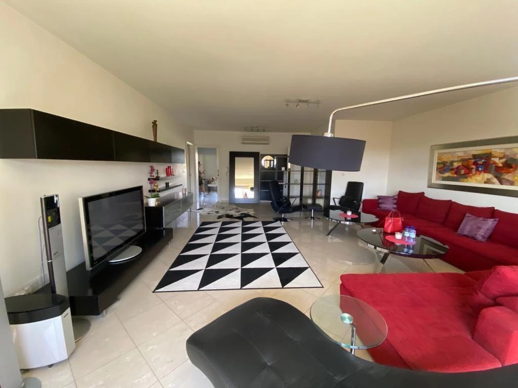 3 Bedroom Apartment for Rent in Limassol – Neapolis