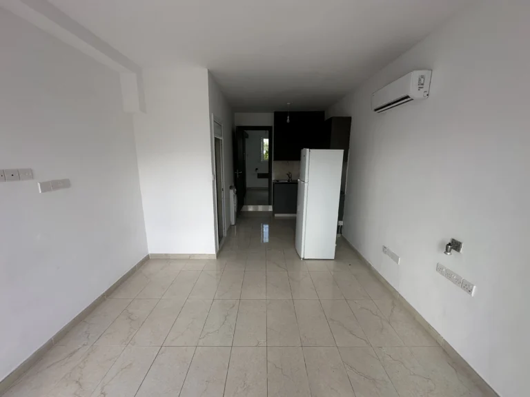 2 Bedroom House for Sale in Tombs Of the Kings, Paphos District