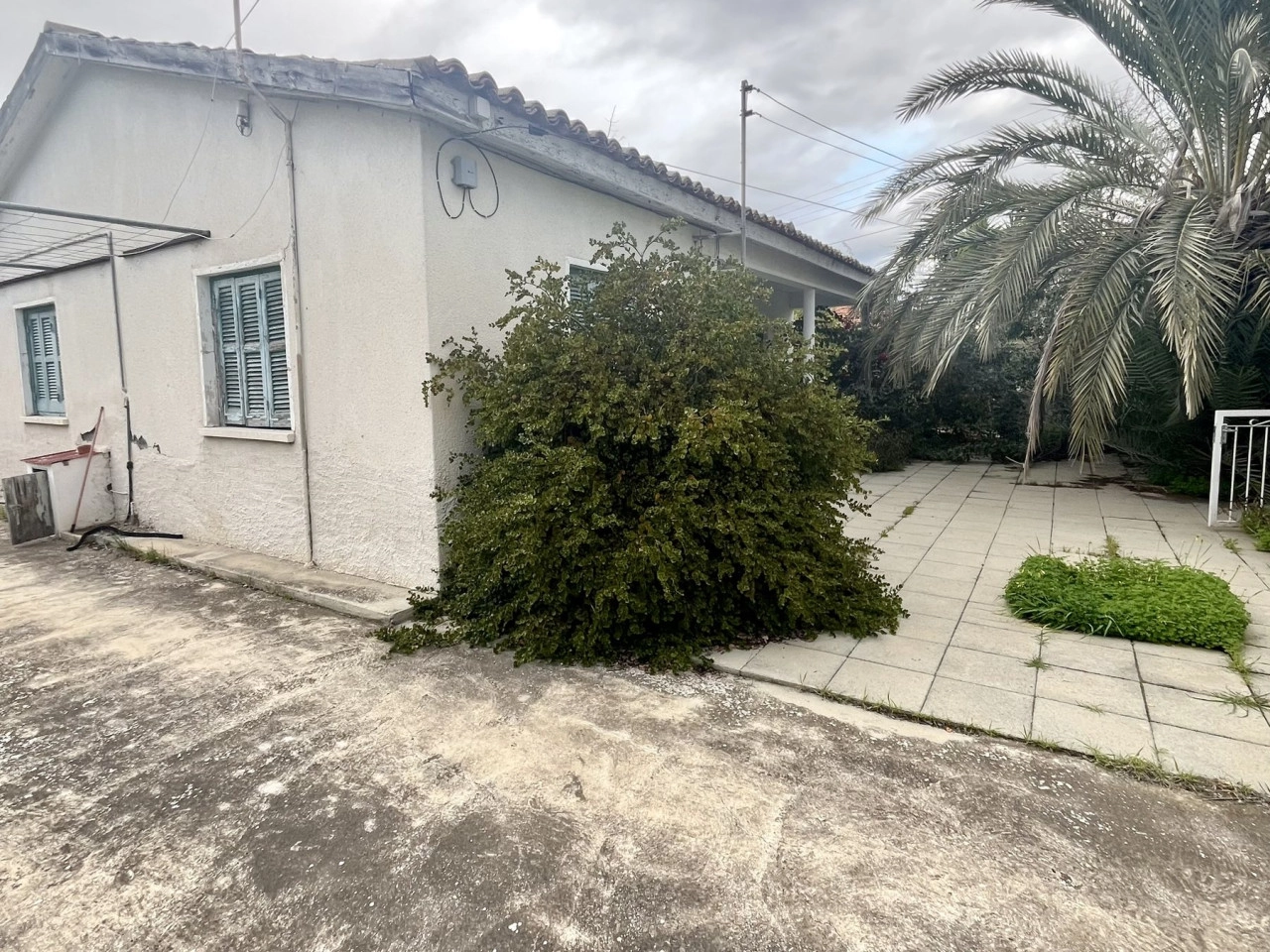 2 Bedroom House for Sale in Engomi, Nicosia District