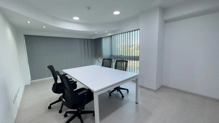 300m² Office for Rent in Limassol – Neapolis