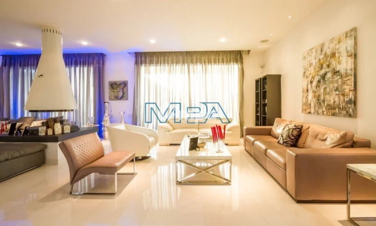 700m² House for Rent in Engomi, Nicosia District