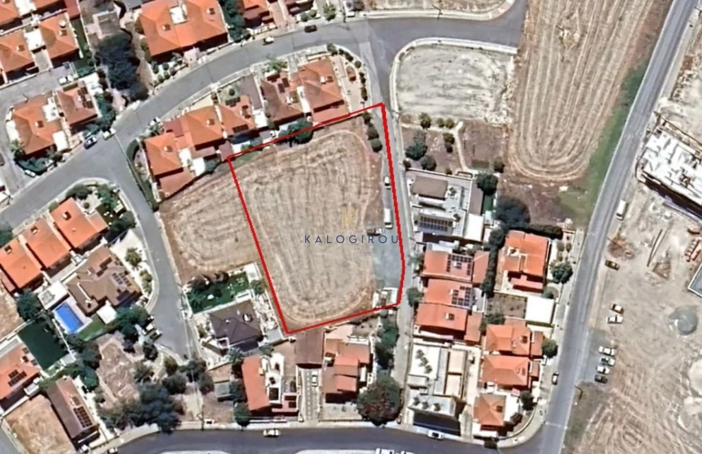 2,425m² Plot for Sale in Aradippou, Larnaca District
