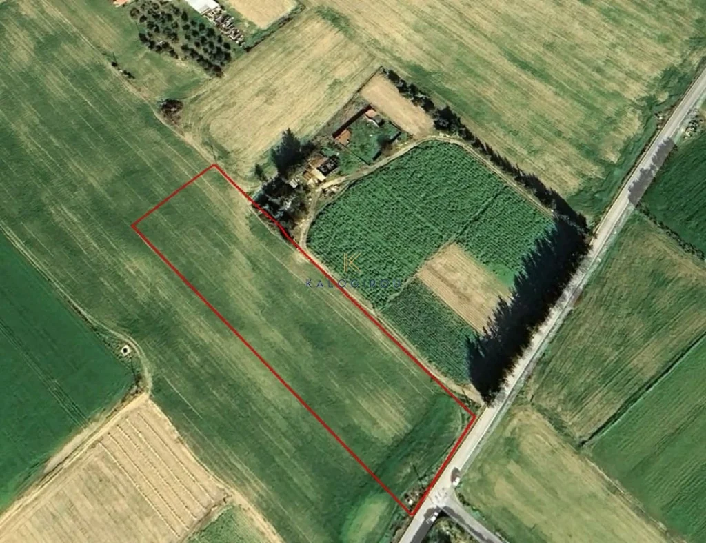 30,293m² Plot for Sale in Pervolia Larnacas
