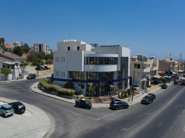 582m² Building for Sale in Limassol District