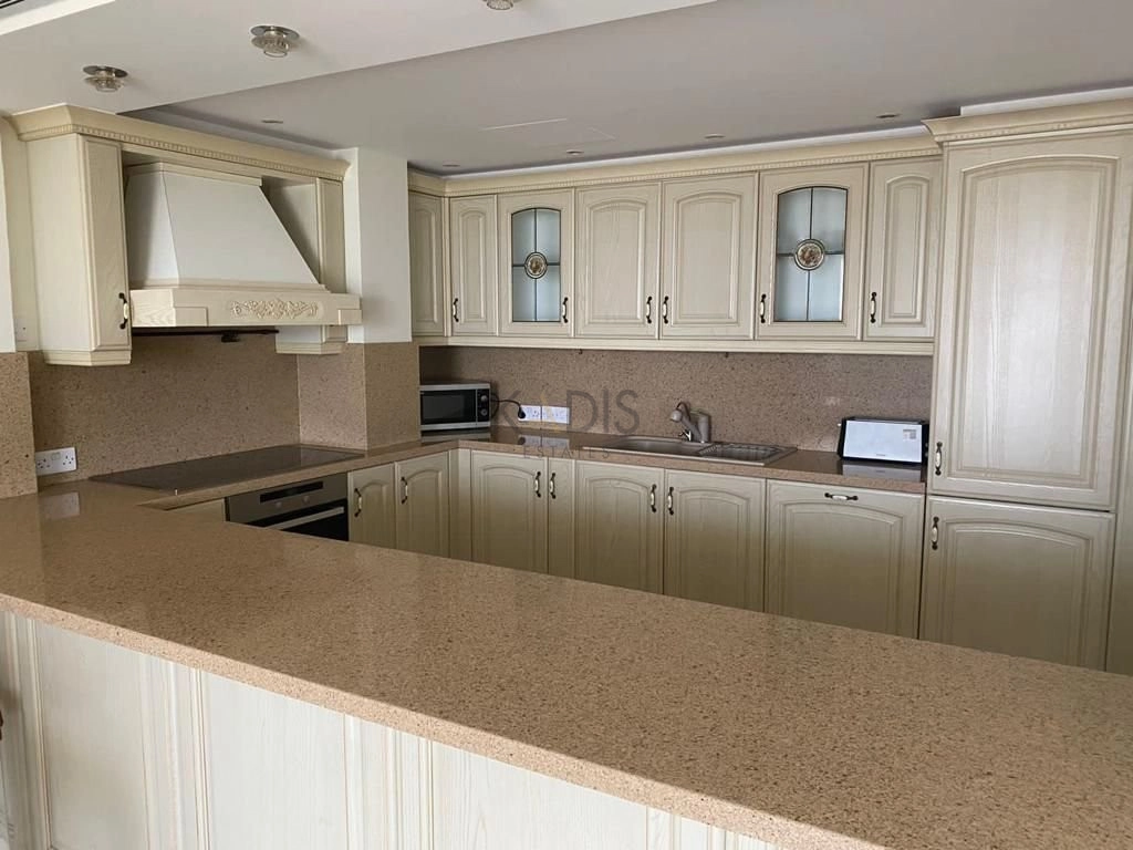 3 Bedroom Apartment for Rent in Agios Tychonas, Limassol District