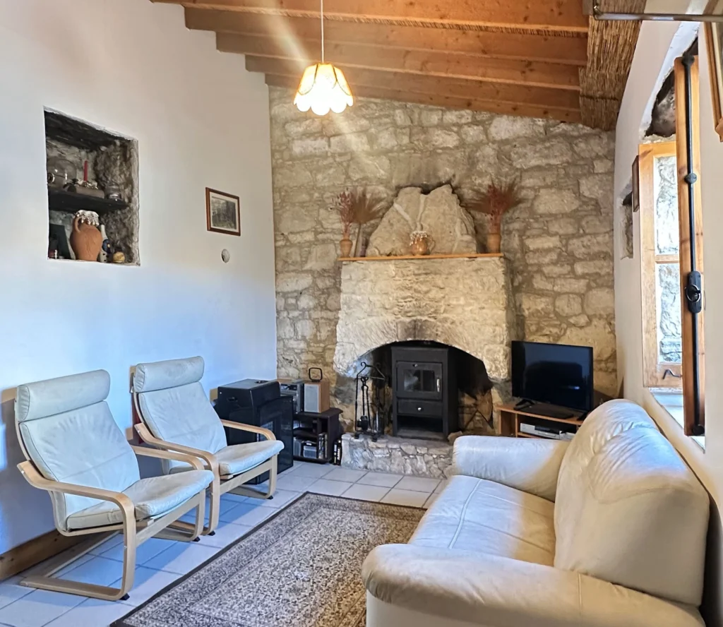 2 Bedroom House for Sale in Spitali, Limassol District