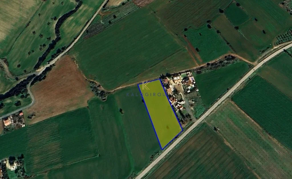6,857m² Plot for Sale in Alaminos, Larnaca District