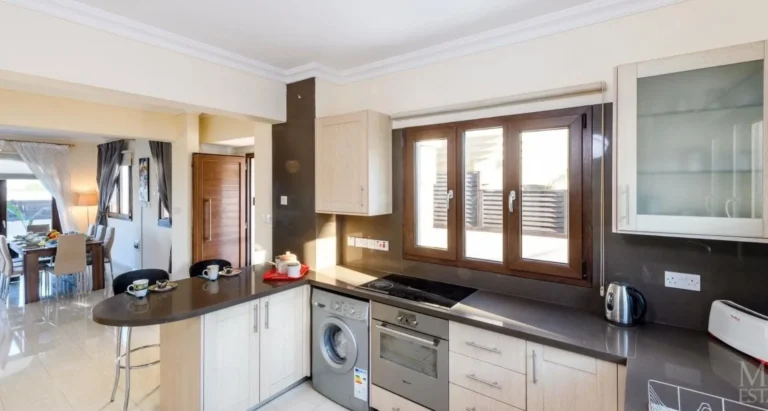 4 Bedroom House for Sale in Kapparis, Famagusta District