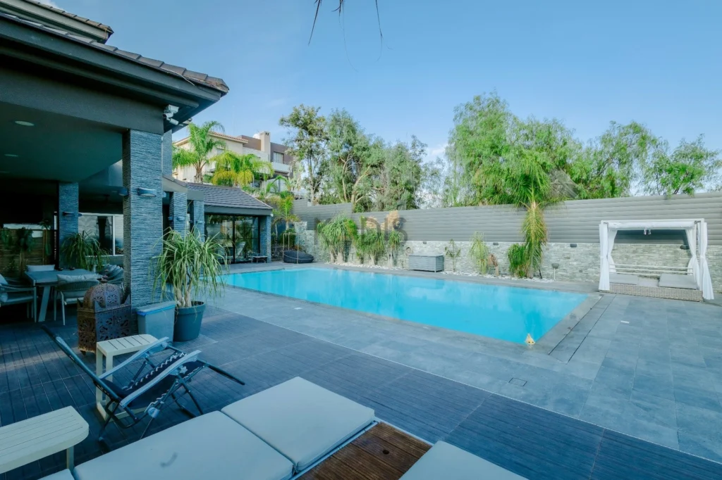 5 Bedroom House for Sale in Limassol – Agios Athanasios