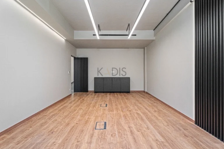 600m² Office for Sale in Limassol District