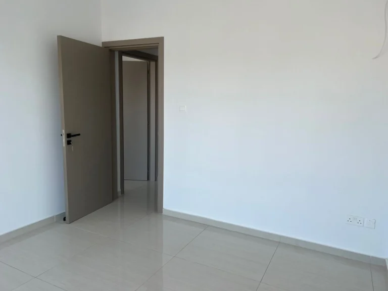 3 Bedroom Apartment for Sale in Larnaca – Finikoudes