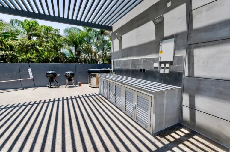 2 Bedroom Apartment for Sale in Potamos Germasogeias, Limassol District