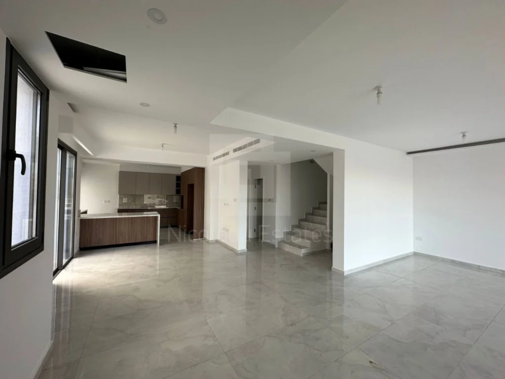 4 Bedroom House for Sale in Geroskipou, Paphos District