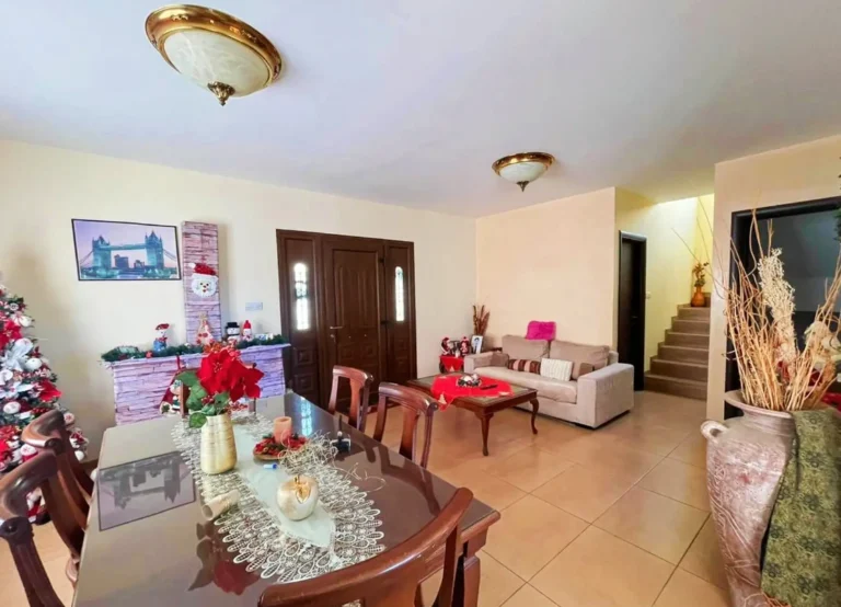 3 Bedroom House for Rent in Germasogeia, Limassol District