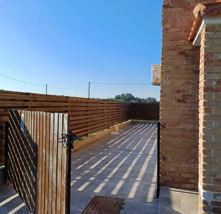 Cheap Houses and Villas for Rent Larnaca