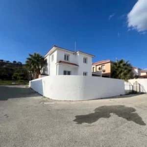 4 Bedroom House for Rent in Oroklini, Larnaca District