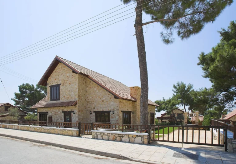 4 Bedroom House for Sale in Souni, Limassol District