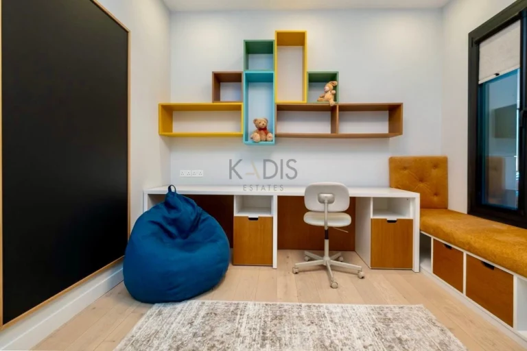 900m² House for Sale in Limassol District