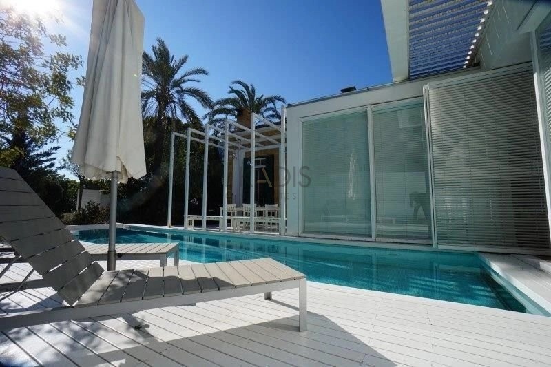 4 Bedroom House for Rent in Agios Dometios, Nicosia District