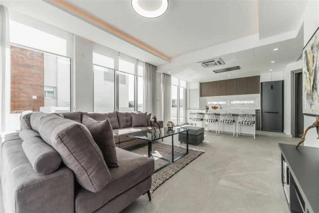 5 Bedroom House for Sale in Oroklini, Larnaca District