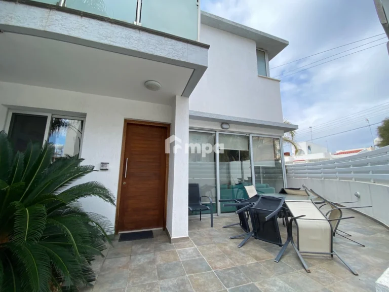 3 Bedroom House for Sale in Lakatamia, Nicosia District