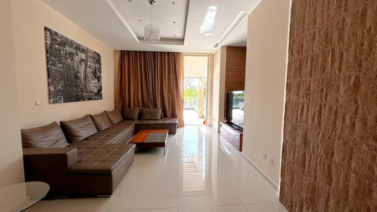 3 Bedroom Apartment for Sale in Agios Tychonas, Limassol District