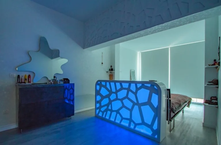 5 Bedroom House for Sale in Agios Tychonas, Limassol District